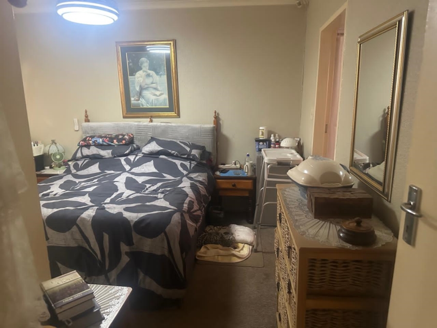 3 Bedroom Property for Sale in Safari Gardens North West